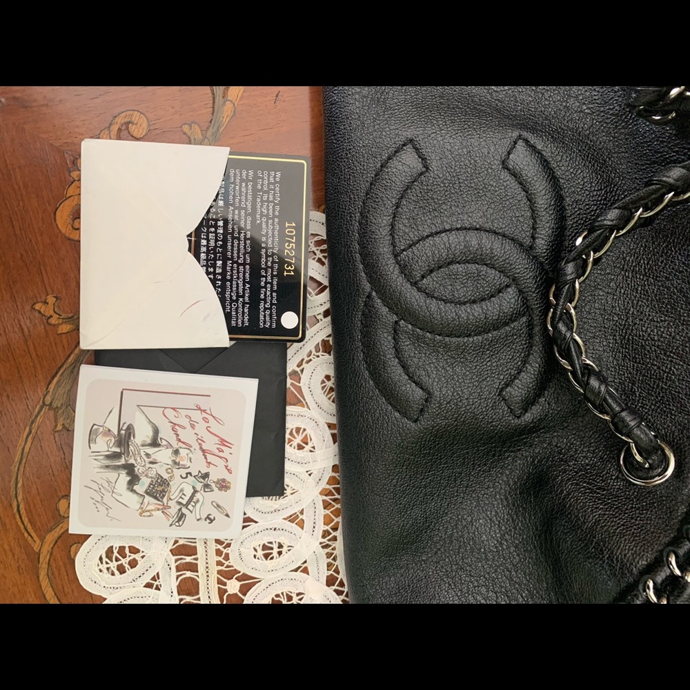 Chanel Bag Large - Picture 4 of 8